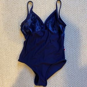 Yumiko Daria Leotard - navy blue velvet
